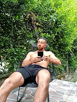 Snapshot of sebasxx97 chatting on 06-16-26, 03:12 sebasxx97 online show from 06-16-26, 03:12