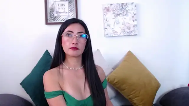 JainaRogers online show from 07-15-26, 06:37