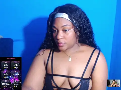 Snapshot of the_pearl199 chatting on 02-25-26, 03:40 the pearl199 online show from 02-25-26, 03:40