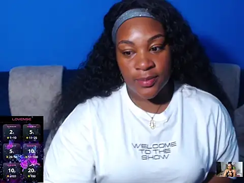 Snapshot of the_pearl199 chatting on 02-22-26, 06:05 the pearl199 online show from 02-22-26, 06:05