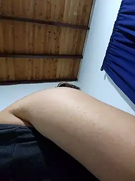 Snapshot of RachellGraham chatting on 02-19-26, 12:40 RachellGraham online show from 02-19-26, 12:40