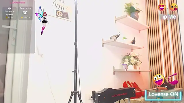 RileyLanna online show from 11-28-25, 05:07