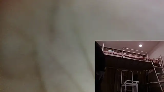 POCARI SWEAT online show from 12-23-24, 01:13