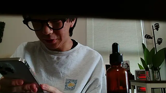 POCARI SWEAT online show from 04-03-26, 04:41