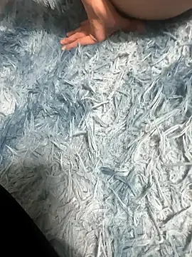 POCARI SWEAT online show from 11-20-25, 12:06