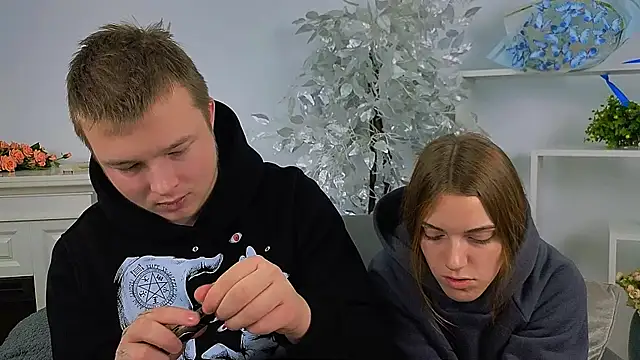  Olli  Stiw  online show from 11-06-25, 08:51