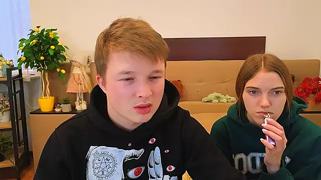 Snapshot of _Olli__Stiw_ chatting on 02-08-26, 08:01 Olli Stiw online show from 02-08-26, 08:01