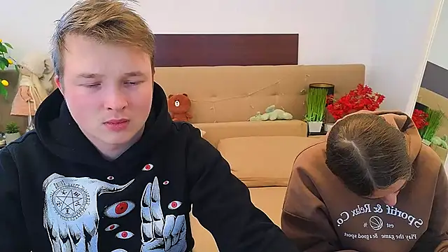 Snapshot of _Olli__Stiw_ chatting on 02-11-26, 08:25 Olli Stiw online show from 02-11-26, 08:25