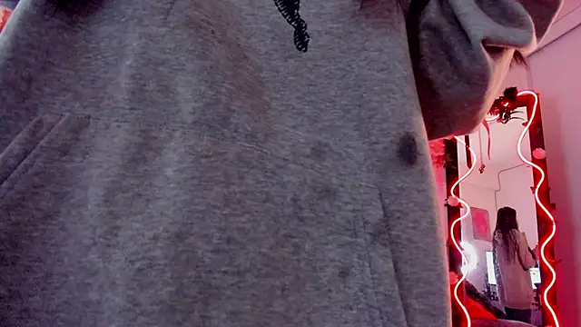 Alaia Asuka online show from 09-15-25, 12:22