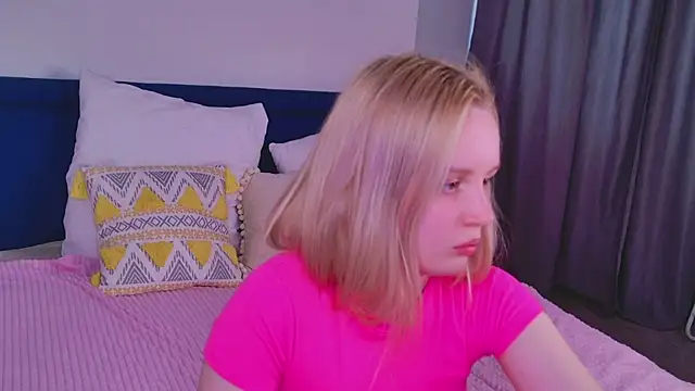 Beatrica Klein online show from 05-26-26, 01:53