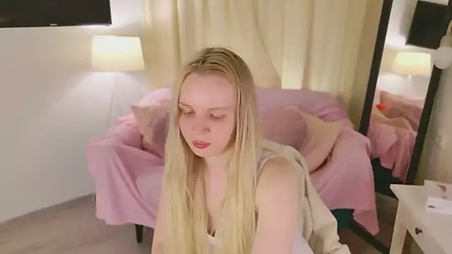 Beatrica Klein online show from 05-13-26, 02:57