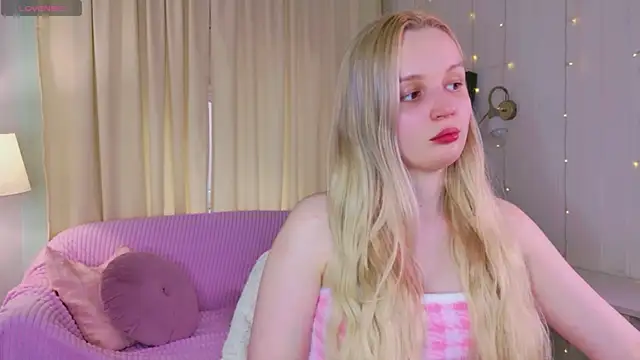 Beatrica Klein online show from 05-11-26, 02:40
