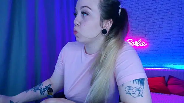 -Stacyy- online show from 07-23-26, 08:22