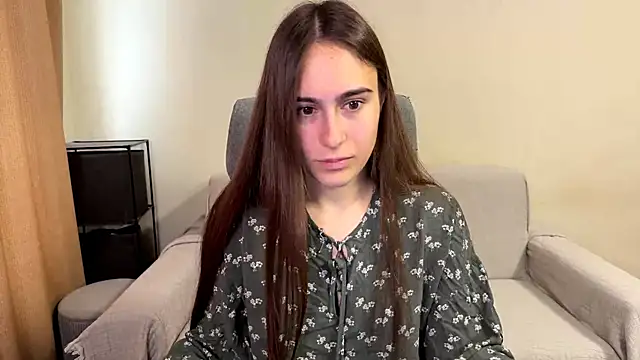 Snapshot of AliceKolltt chatting on 10-18-25, 01:24 AliceKolltt online show from 10-18-25, 01:24