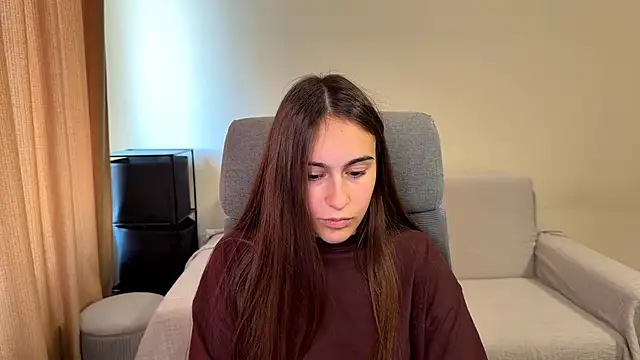 Snapshot of AliceKolltt chatting on 09-26-25, 09:49 AliceKolltt online show from 09-26-25, 09:49