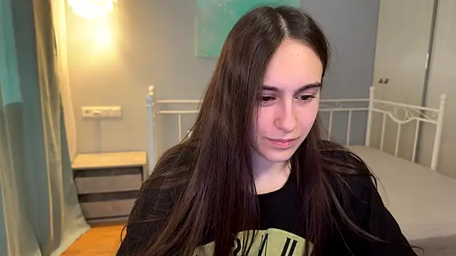 Snapshot of AliceKolltt chatting on 07-17-26, 02:25 AliceKolltt online show from 07-17-26, 02:25