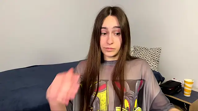 AliceKolltt online show from 04-17-26, 08:33