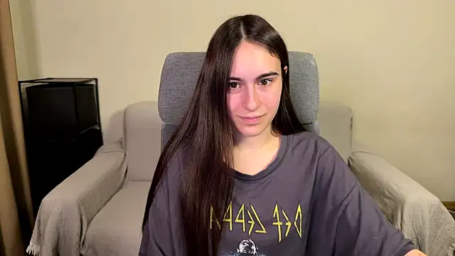 Snapshot of AliceKolltt chatting on 05-25-26, 10:08 AliceKolltt online show from 05-25-26, 10:08