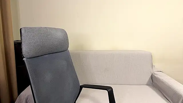 Snapshot of AliceKolltt chatting on 03-02-26, 09:33 AliceKolltt online show from 03-02-26, 09:33