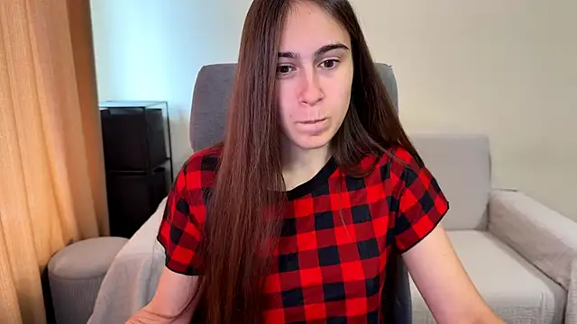 Snapshot of AliceKolltt chatting on 10-01-25, 08:30 AliceKolltt online show from 10-01-25, 08:30
