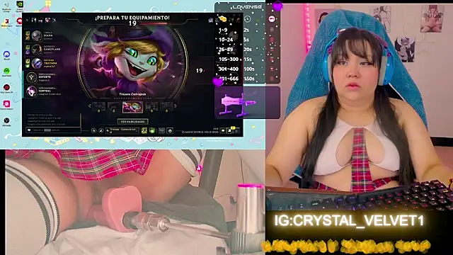 crystal7u7 online show from 09-11-25, 10:37