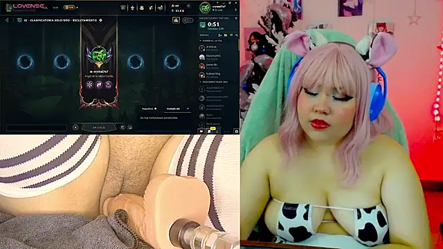 crystal7u7 online show from 11-20-25, 11:22