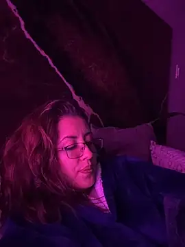 EmaSaenz online show from 02-18-25, 03:10