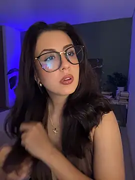 EmaSaenz online show from 07-25-26, 11:55