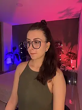 EmaSaenz online show from 02-26-26, 11:05