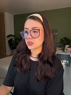 EmaSaenz online show from 07-23-26, 10:06