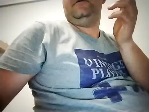 Snapshot of panchitoesp chatting on 11-01-25, 05:51 panchitoesp online show from 11-01-25, 05:51