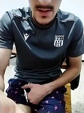 Zoro 23cm online show from 11-18-25, 09:29