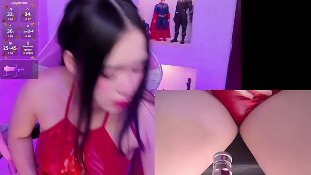 Ashley sa online show from 01-14-26, 04:38