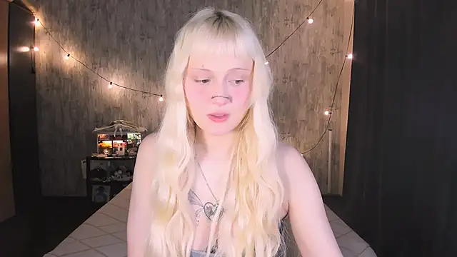 MariaMango online show from 11-29-25, 02:34