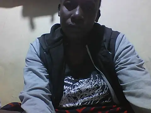 Queen lady online show from 10-04-25, 07:48