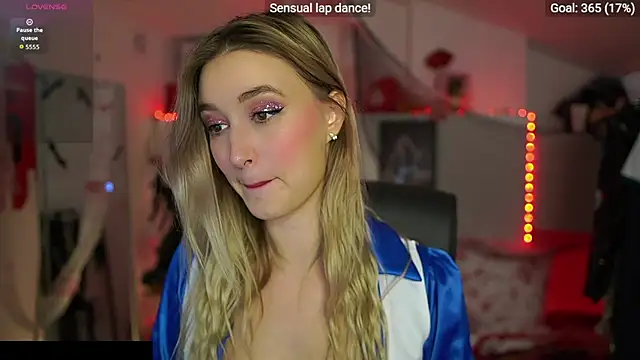 Alexis   Texas online show from 11-01-25, 01:49