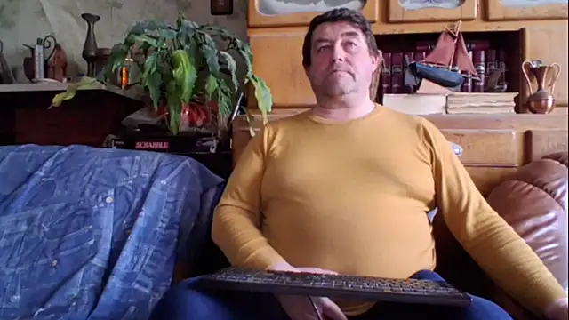 sympatrique online show from 03-08-26, 05:05