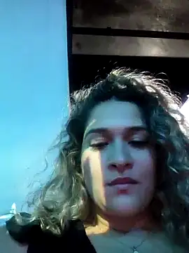 Snapshot of Sara_smiiith211 chatting on 03-22-25, 03:20 Sara smiiith211 online show from 03-22-25, 03:20
