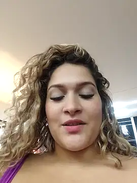Snapshot of Sara_smiiith211 chatting on 03-08-25, 01:50 Sara smiiith211 online show from 03-08-25, 01:50
