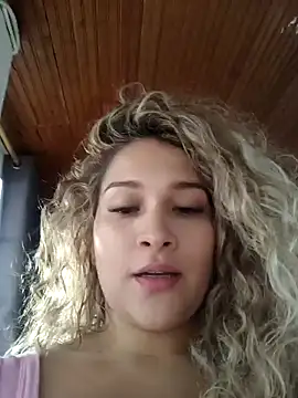Snapshot of Sara_smiiith211 chatting on 01-24-25, 10:51 Sara smiiith211 online show from 01-24-25, 10:51