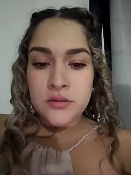 Sara smiiith211 online show from 03-13-26, 03:22