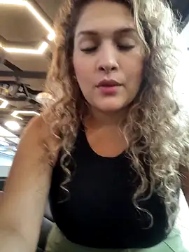 Snapshot of Sara_smiiith211 chatting on 03-15-25, 02:14 Sara smiiith211 online show from 03-15-25, 02:14