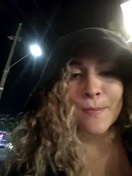 Snapshot of Sara_smiiith211 chatting on 02-23-25, 04:24 Sara smiiith211 online show from 02-23-25, 04:24