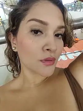 Snapshot of Sara_smiiith211 chatting on 03-04-25, 10:49 Sara smiiith211 online show from 03-04-25, 10:49