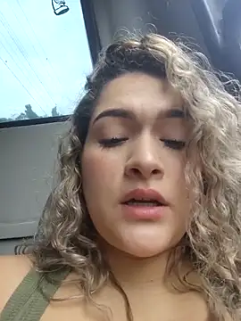 Sara smiiith211 online show from 03-06-26, 04:24