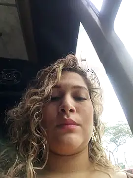 Snapshot of Sara_smiiith211 chatting on 03-15-25, 04:54 Sara smiiith211 online show from 03-15-25, 04:54
