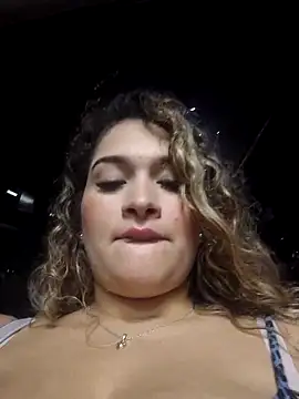 Sara smiiith211 online show from 10-27-25, 11:38