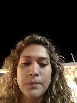 Snapshot of Sara_smiiith211 chatting on 02-09-25, 03:11 Sara smiiith211 online show from 02-09-25, 03:11