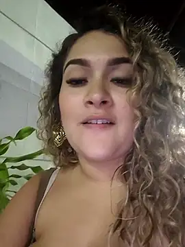 Sara smiiith211 online show from 10-24-25, 01:15