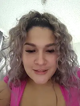 Sara smiiith211 online show from 02-08-26, 08:28